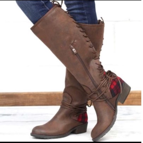 Buffalo Plaid Lace Up Boots - Picture 3 of 4